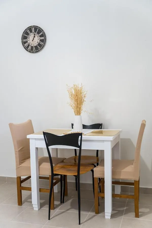 Athenais Apartment Lixouri