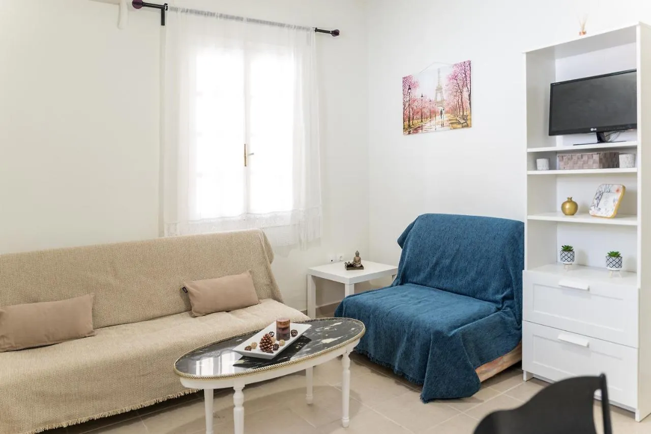 Athenais Apartment Lixouri