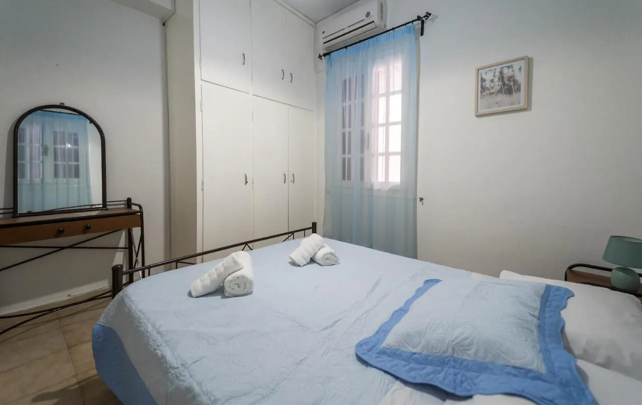Athenais Apartment Lixouri Greece